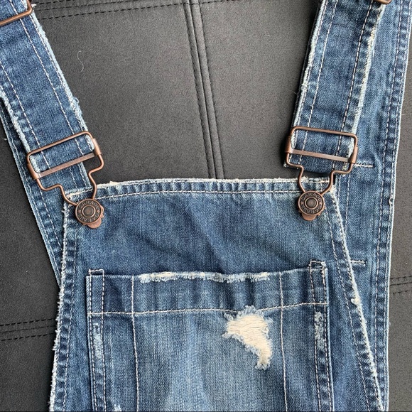 Adorable denim short overalls - Picture 3 of 5